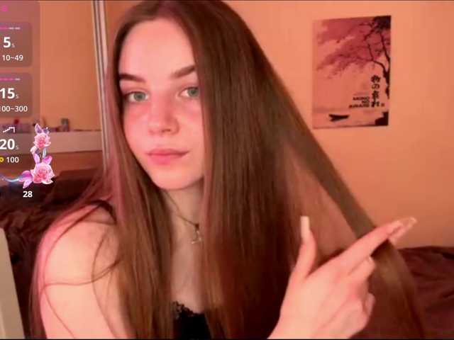 HereLora live cam on BongaCams