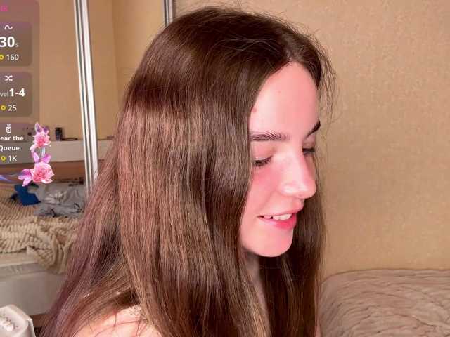 HereLora live cam on BongaCams
