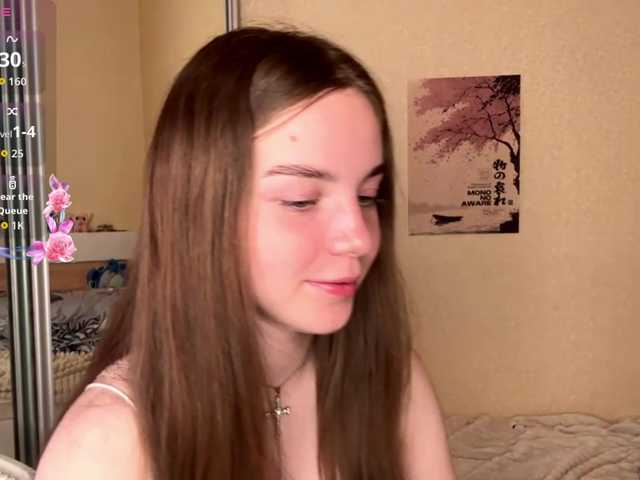 HereLora live cam on BongaCams