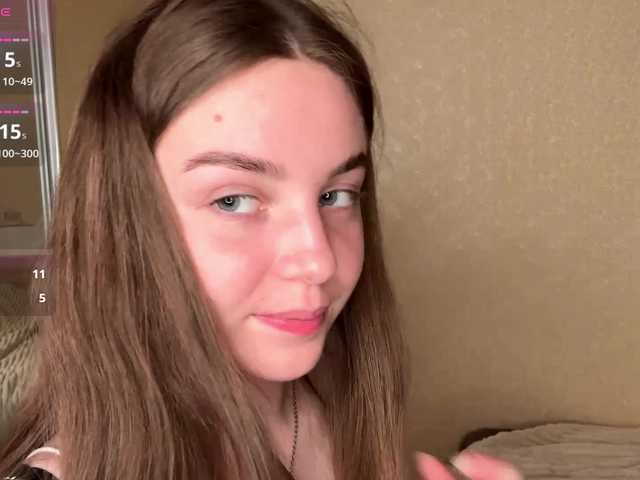 HereLora live cam on BongaCams