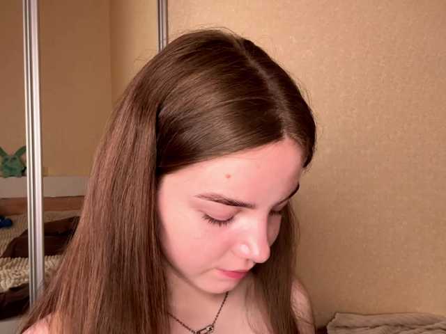 HereLora live cam on BongaCams