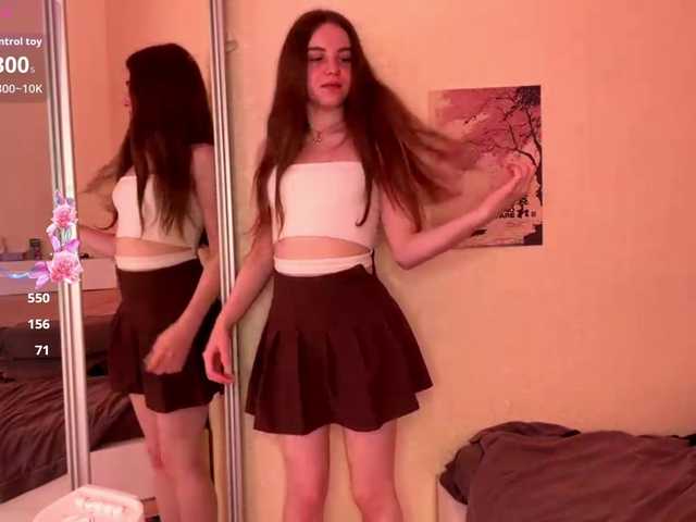 HereLora live cam on BongaCams