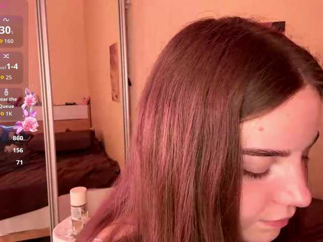 HereLora live cam on BongaCams