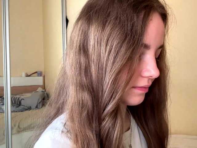 HereLora live cam on BongaCams
