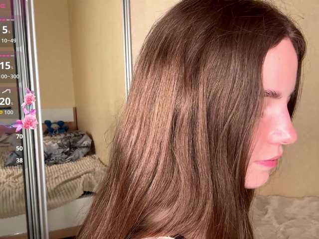 HereLora live cam on BongaCams