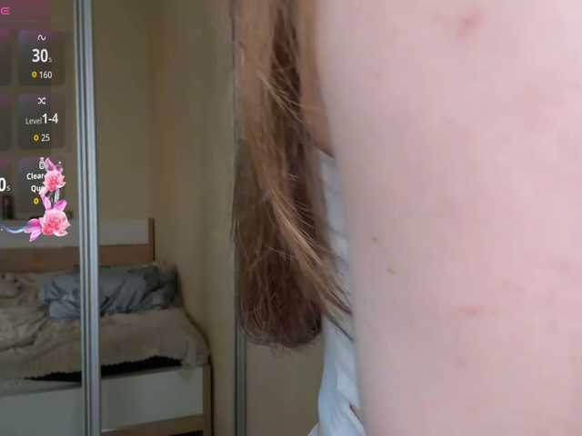 HereLora live cam on BongaCams