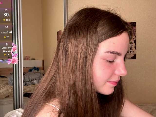 HereLora live cam on BongaCams