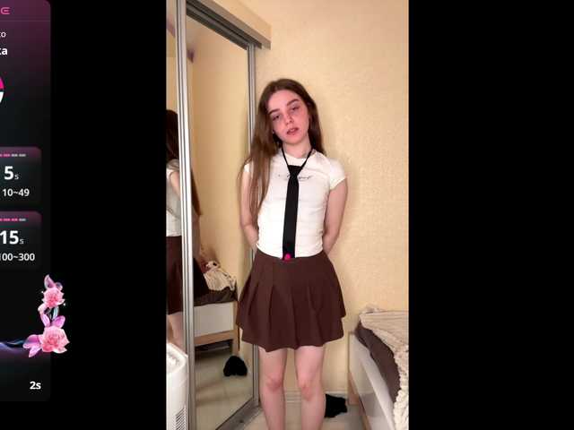HereLora live cam on BongaCams