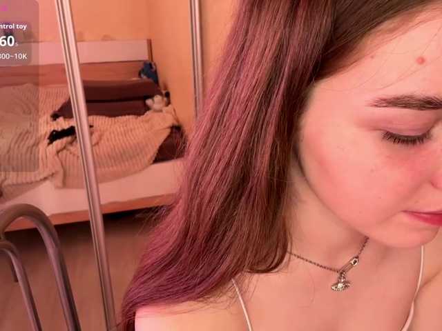 HereLora live cam on BongaCams