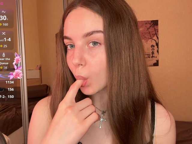 HereLora live cam on BongaCams