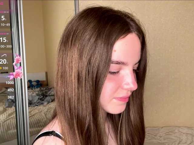 HereLora live cam on BongaCams