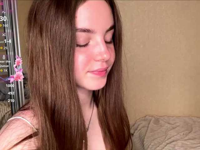 HereLora live cam on BongaCams