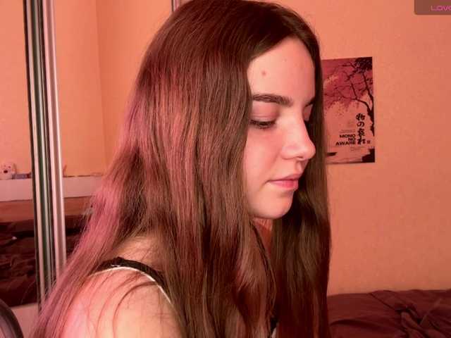 HereLora live cam on BongaCams