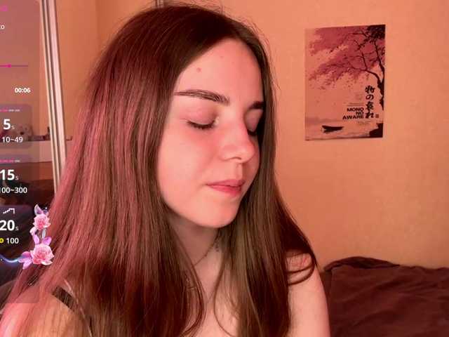 HereLora live cam on BongaCams