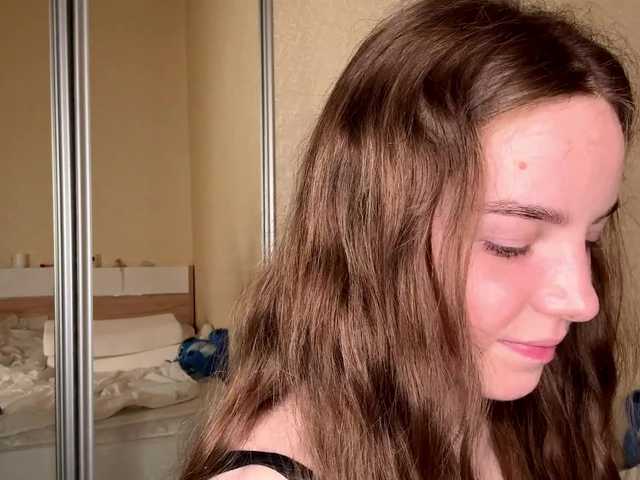 HereLora live cam on BongaCams