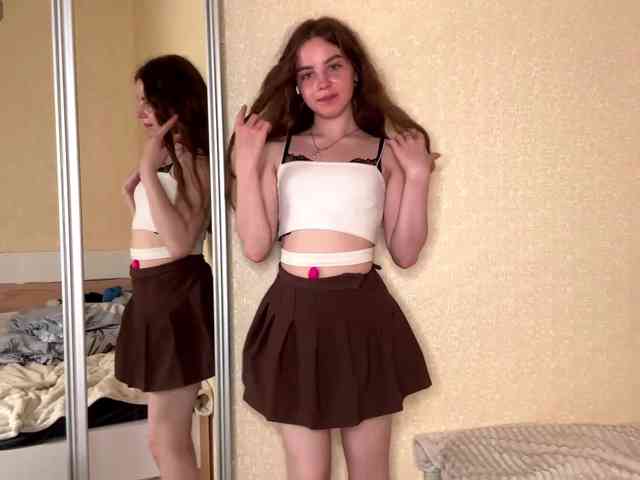 HereLora Sex Cam Show