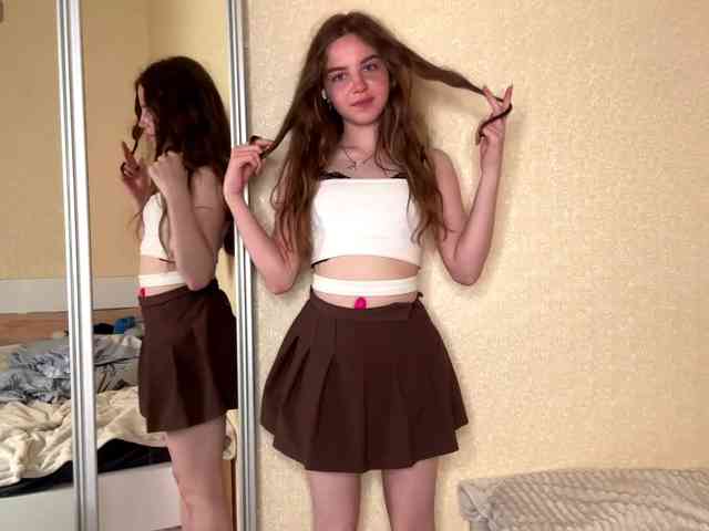 HereLora Sex Cam Show