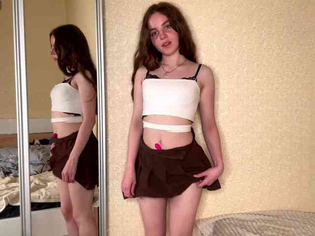 HereLora Sex Cam Show