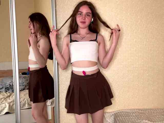 HereLora Sex Cam Show