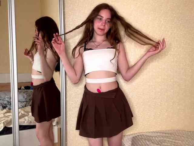 HereLora Sex Cam Show