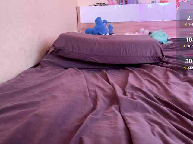 HereLora Sex Cam Show