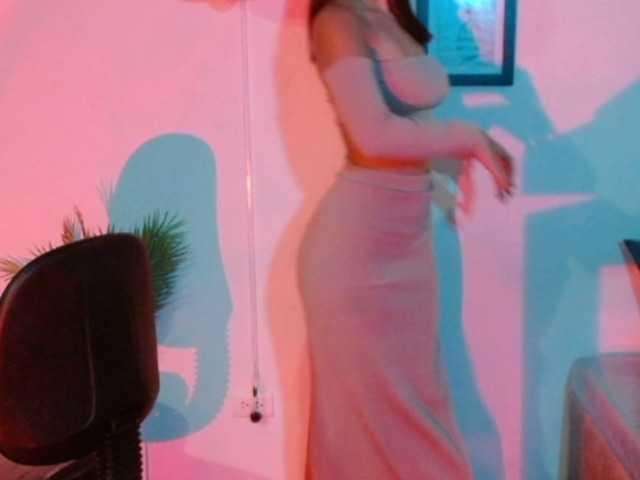 TiffanyBu live cam on BongaCams