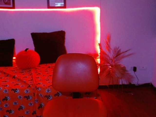 TiffanyBu live cam on BongaCams