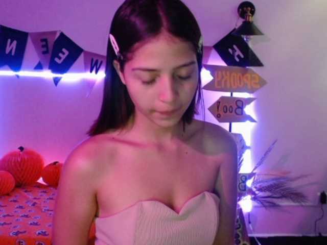 TiffanyBu, live now on BongaCams