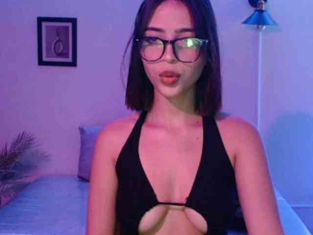 TiffanyBu webcam
