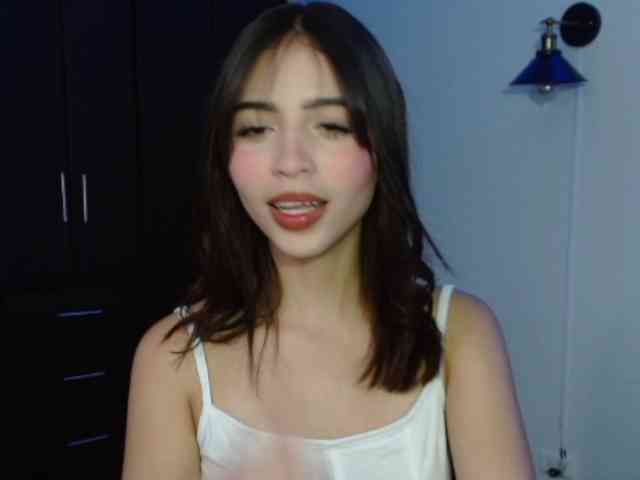 TiffanyBu webcam