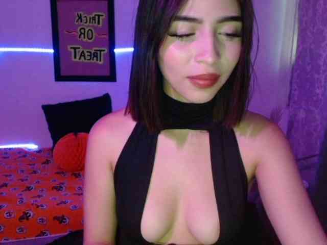 TiffanyBu webcam