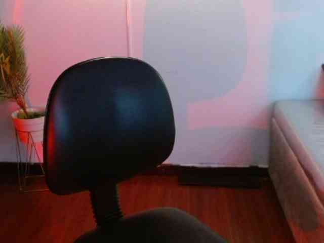 TiffanyBu webcam