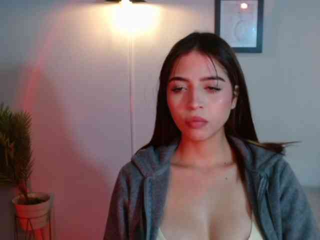 TiffanyBu webcam