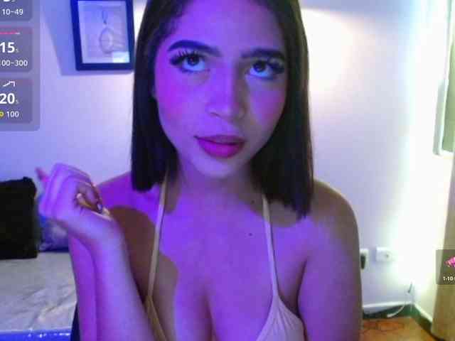 TiffanyBu webcam