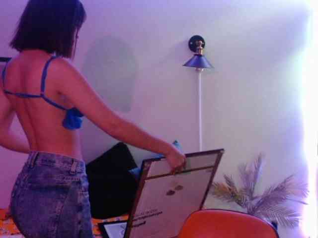 TiffanyBu webcam