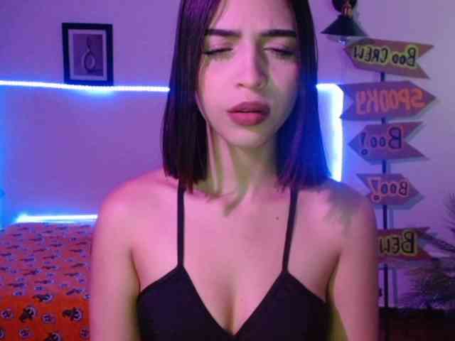 TiffanyBu webcam