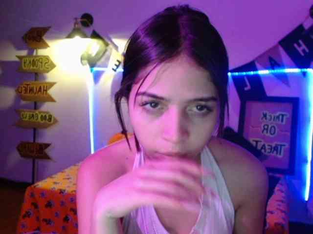 TiffanyBu webcam
