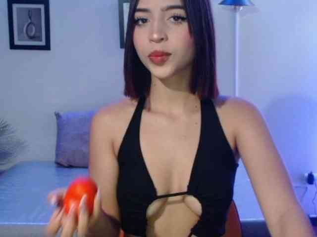 TiffanyBu webcam