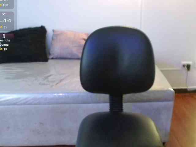 TiffanyBu webcam