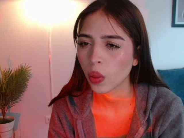 TiffanyBu webcam