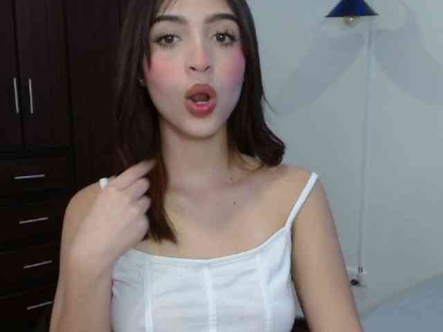 TiffanyBu webcam
