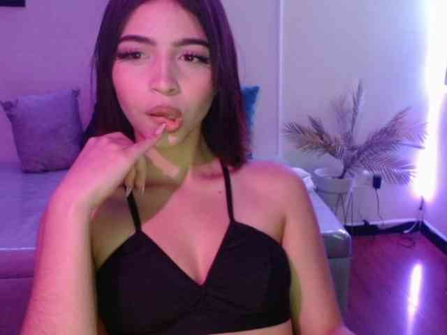 TiffanyBu webcam