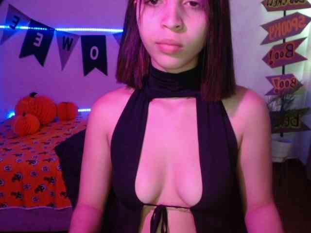 TiffanyBu webcam