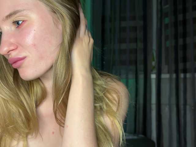 SAINTCAT live cam on BongaCams