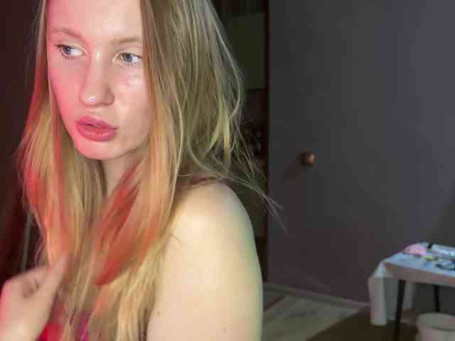 SAINTCAT Live Webcam on BongaCams