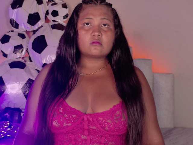 Onawa live cam on BongaCams