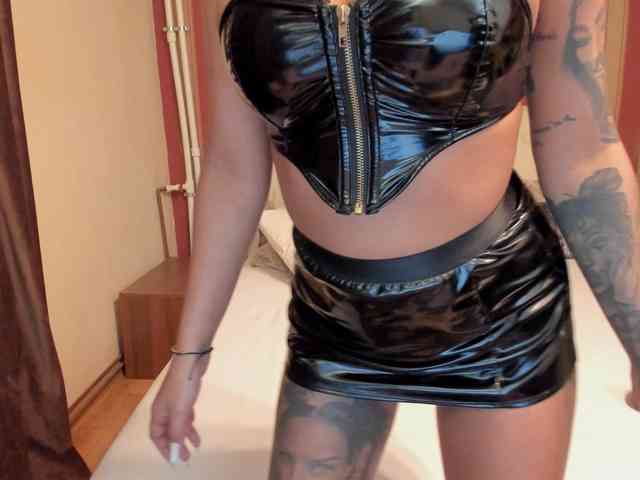 AshxleyPage