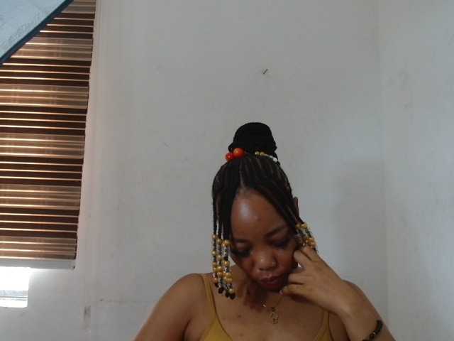 Pinkclit live cam on BongaCams