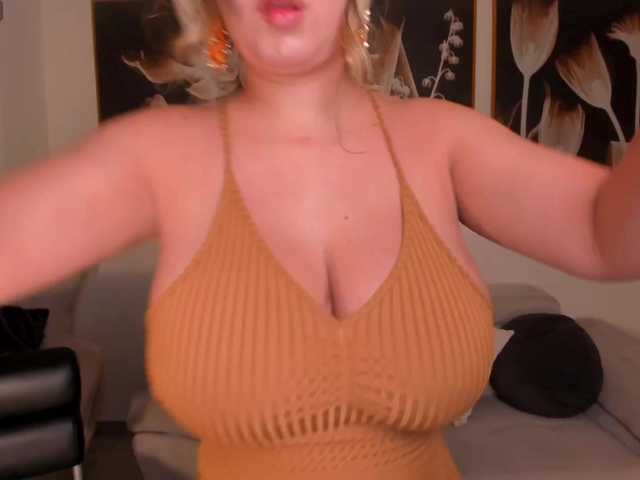 NovaSinclair live cam on BongaCams