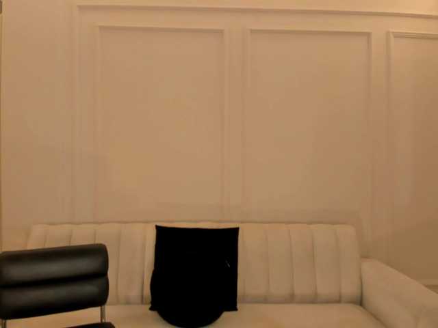 NovaSinclair live webcam show